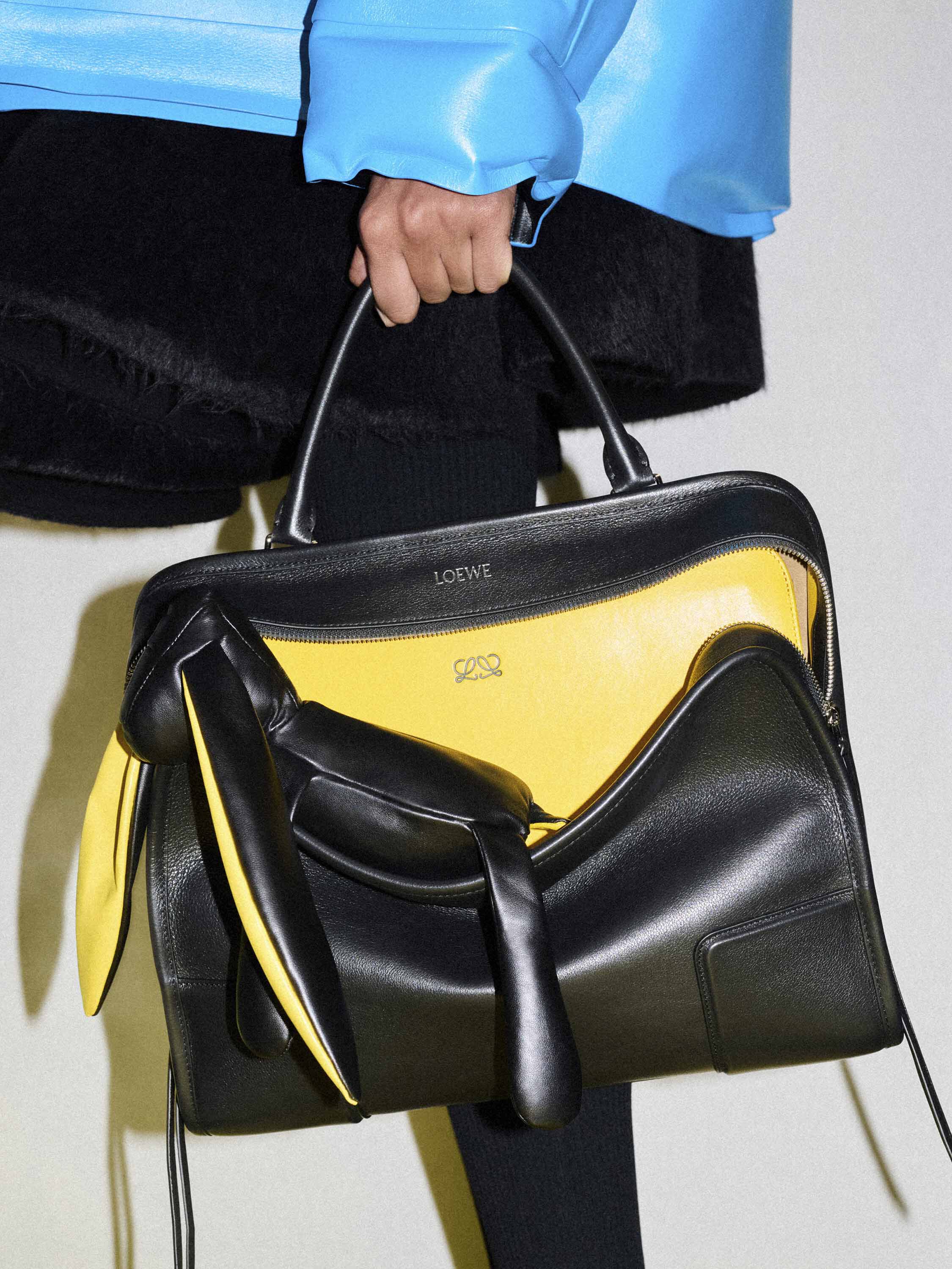 ロエベ公式オンラインストア｜LOEWE - LOEWE Japan official website